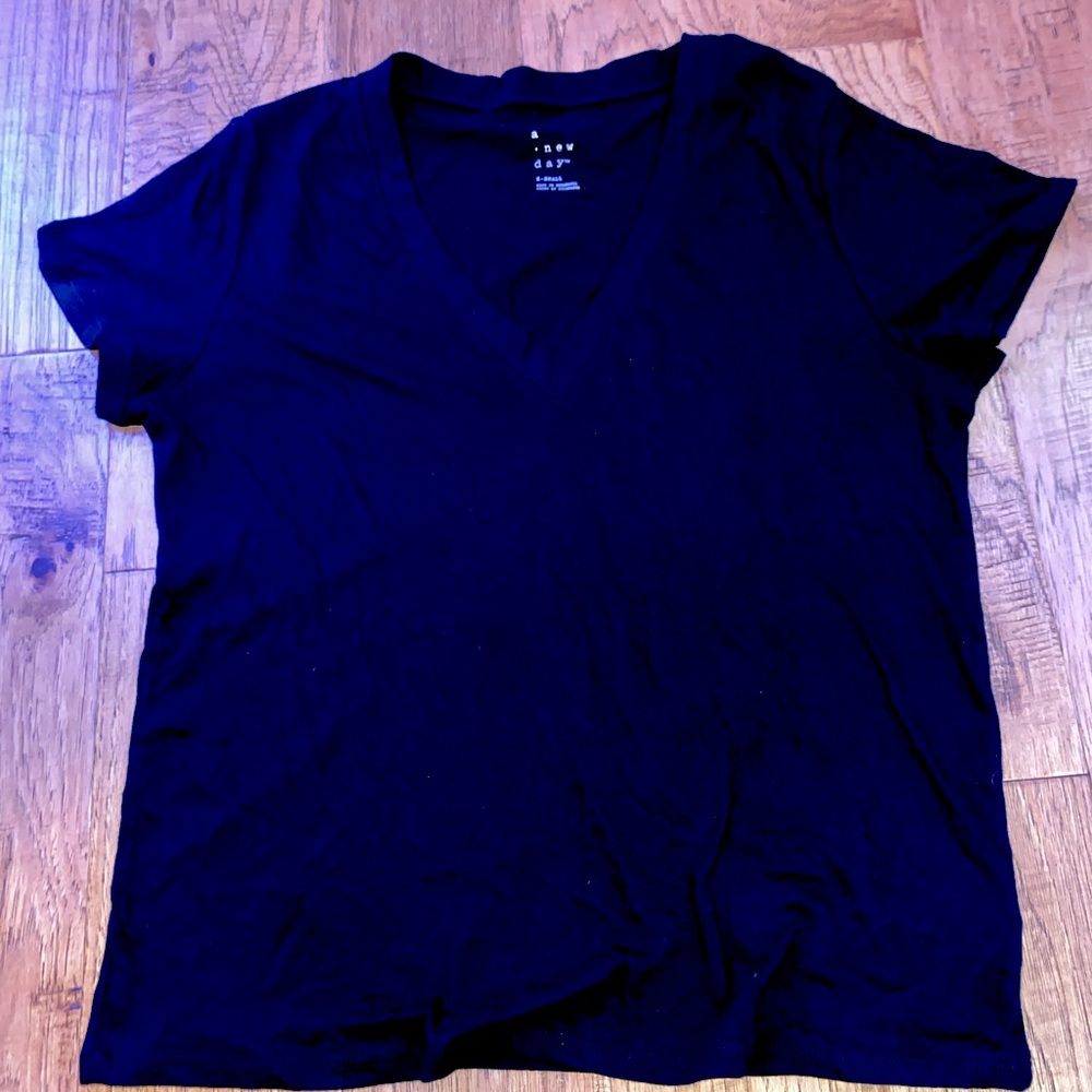 Black t-shirt